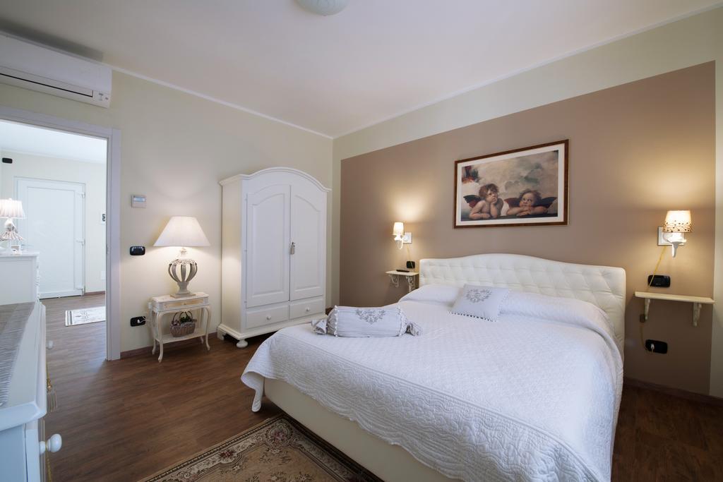 Residence Ca Di Capri Bussolengo Ruang foto