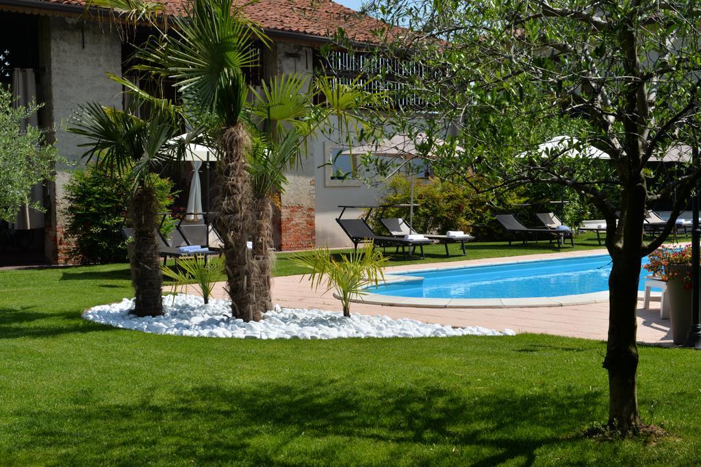 Residence Ca Di Capri Bussolengo Bagian luar foto